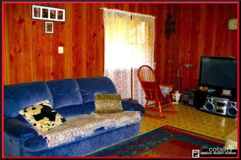 Property photo of 19 Mill Street Wallaville QLD 4671