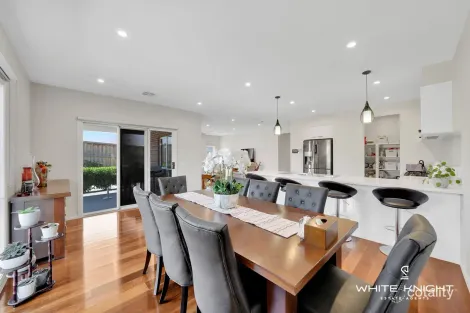 Property photo of 7 Reflection Close Burnside VIC 3023