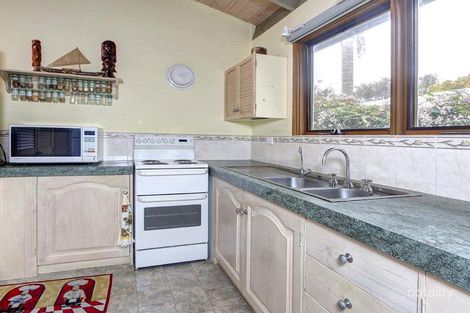 Property photo of 41 Hughes Road Blairgowrie VIC 3942