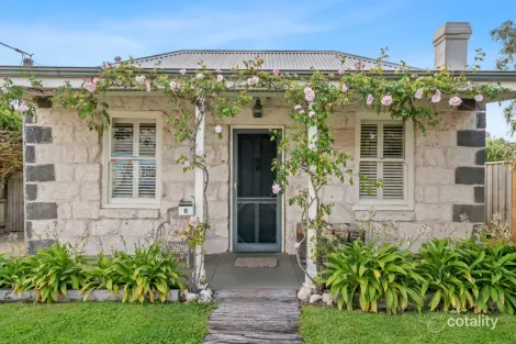 8 Union St, Port Fairy, VIC 3284