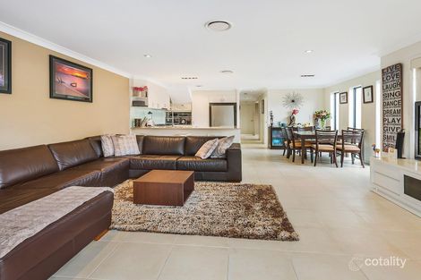 Property photo of 1/52 Billington Street Labrador QLD 4215