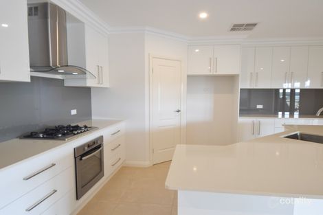 Property photo of 17 Huckel Close Grenfell NSW 2810