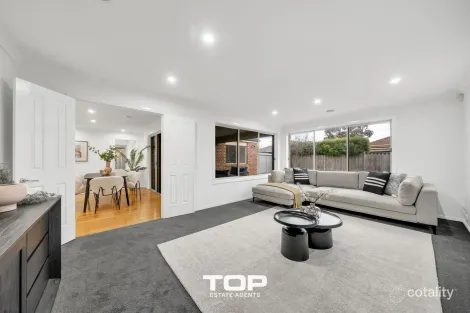 Property photo of 41 Thunderbolt Drive Cranbourne East VIC 3977