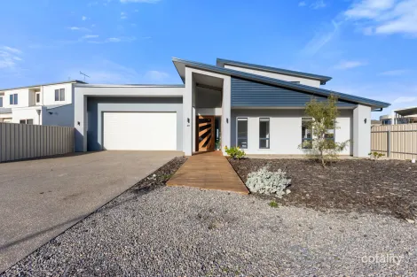 Property photo of 28 Marina Drive Port Vincent SA 5581