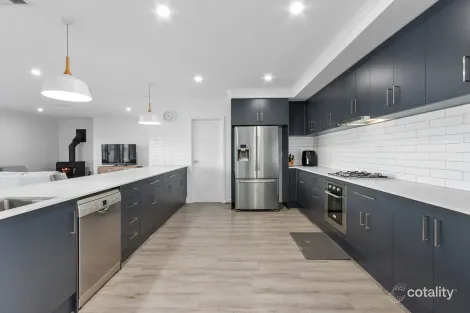 Property photo of 28 Marina Drive Port Vincent SA 5581