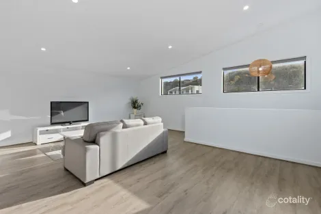 Property photo of 28 Marina Drive Port Vincent SA 5581