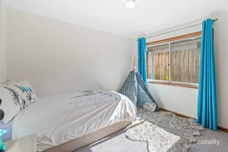 Property photo of 16 Hanlan Street South Narara NSW 2250