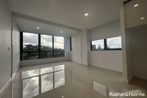 705/2 Cottonwood Cres, Macquarie Park, NSW 2113