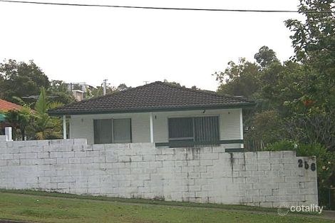 256 Appleby Rd, Stafford Heights, QLD 4053