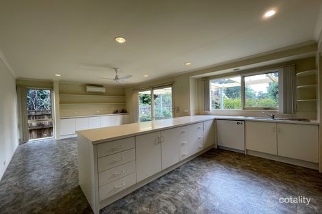Property photo of 12 Cross Street Ringwood North VIC 3134