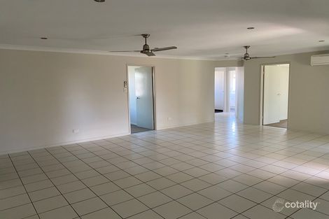 Property photo of 10 Botanical Drive Ooralea QLD 4740