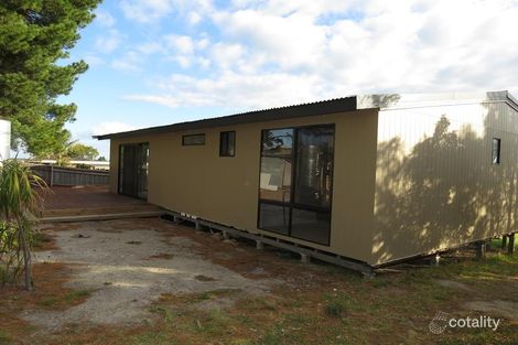 Property photo of 9 New Street Lakes Entrance VIC 3909