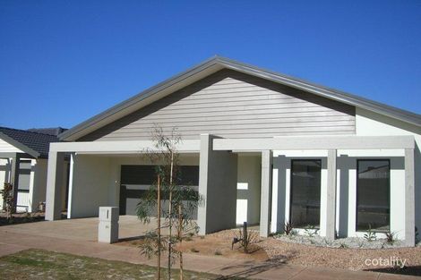 Property photo of 12 Belleville Close Burnside Heights VIC 3023