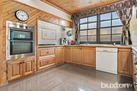 Property photo of 41 Village Drive Dingley Village VIC 3172