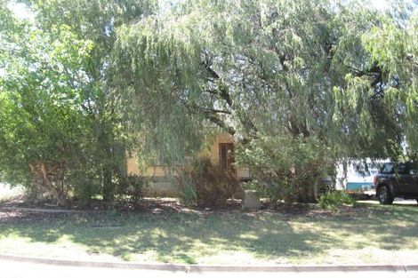 20 Eva Ave, Redwood Park, SA 5097