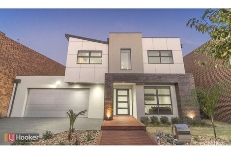 Property photo of 37 Grattan Cove Craigieburn VIC 3064