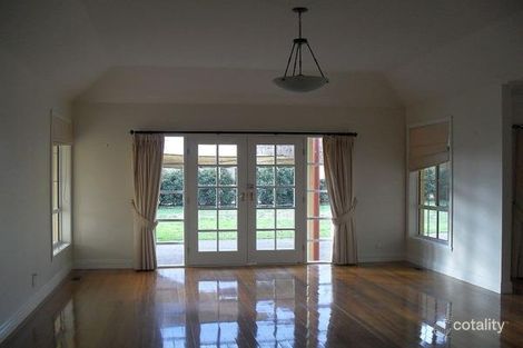 Property photo of 3 Merkel Nook Shepparton East VIC 3631