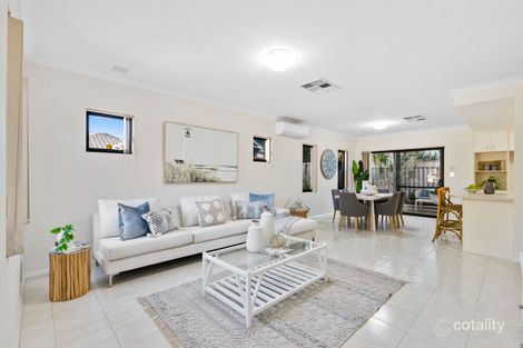 Property photo of 2/143 Ravenscar Street Doubleview WA 6018