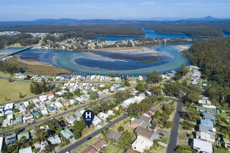 100 Canberra Cres, Burrill Lake, NSW 2539