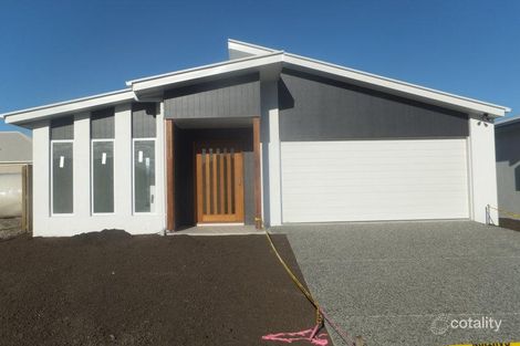 11 Teal St, Caloundra West, QLD 4551