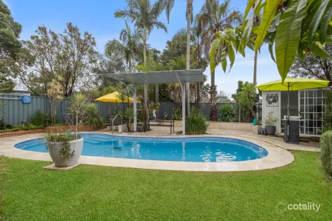 Property photo of 40 Riga Avenue Greenacre NSW 2190