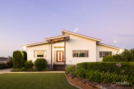 59-61 Martin Pl, Tamborine, QLD 4270