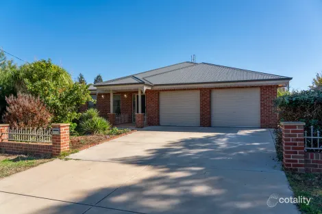 Property photo of 17 Deutcher Street Temora NSW 2666