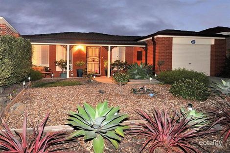 Property photo of 13 Huegill Drive Burnside VIC 3023