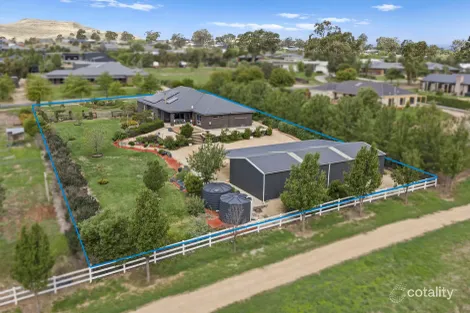 Property photo of 13 Oaksford Drive Mansfield VIC 3722