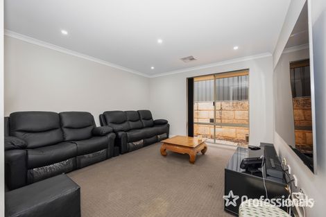 Property photo of 8 Sun Court Hillarys WA 6025