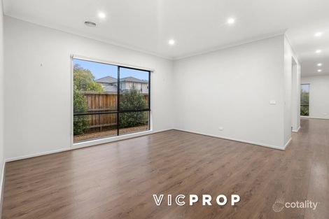 Property photo of 42 Polaris Circuit Williams Landing VIC 3027