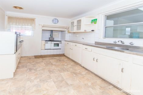 Property photo of 27 Moculta Road Angaston SA 5353