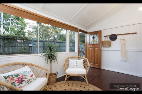 Property photo of 121 Russell Terrace Indooroopilly QLD 4068