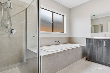 Property photo of 11 Fadaro Street Kalkallo VIC 3064