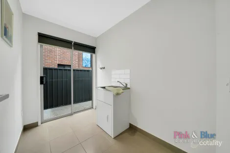 Property photo of 31 Lightsview Boulevard Rockbank VIC 3335
