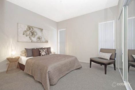 Property photo of 11 Dutch Place St Clair NSW 2759