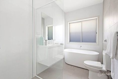 Property photo of 11 Dutch Place St Clair NSW 2759