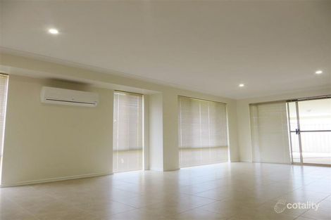 Property photo of 10 Andon Link Yalyalup WA 6280