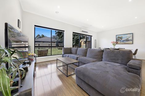 Property photo of 4/92 Fersfield Road Gisborne VIC 3437