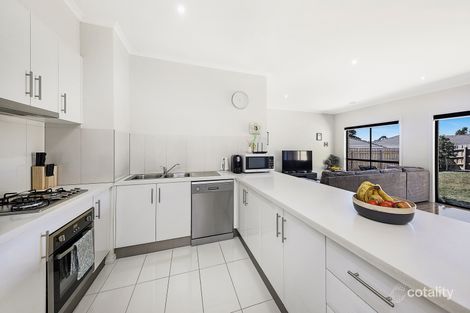 Property photo of 4/92 Fersfield Road Gisborne VIC 3437