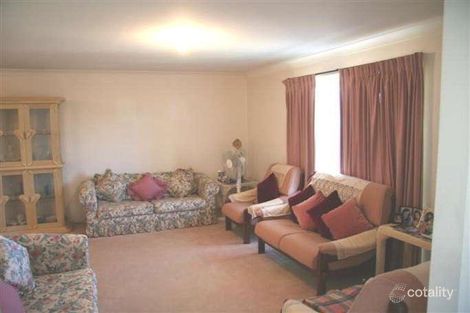 Property photo of 6 Kooyong Court Ferny Grove QLD 4055