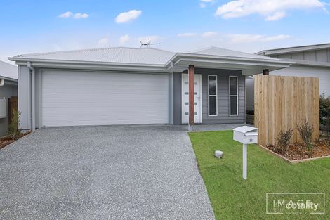 33 Finch Cct, Flagstone, QLD 4280