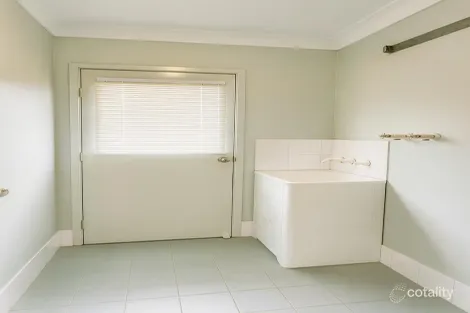 Property photo of 6 Bulli Close Prestons NSW 2170