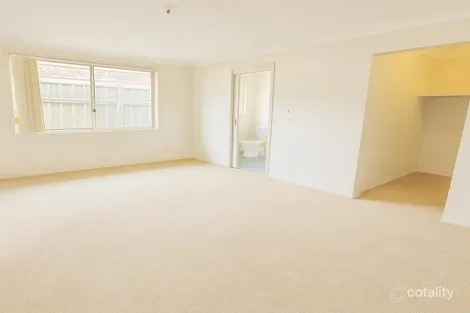 Property photo of 6 Bulli Close Prestons NSW 2170