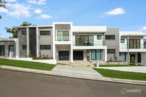 49 Gal Cres, Moorebank, NSW 2170