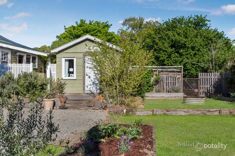 Property photo of 16 New Street Kyneton VIC 3444