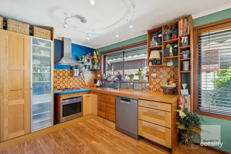 Property photo of 81 Dongola Road Keilor Downs VIC 3038