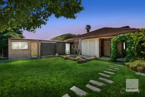 Property photo of 81 Dongola Road Keilor Downs VIC 3038