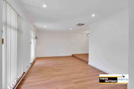 Property photo of 33 Cantua Way Forrestfield WA 6058