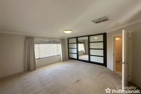 Property photo of 9 Amos Loop Canning Vale WA 6155